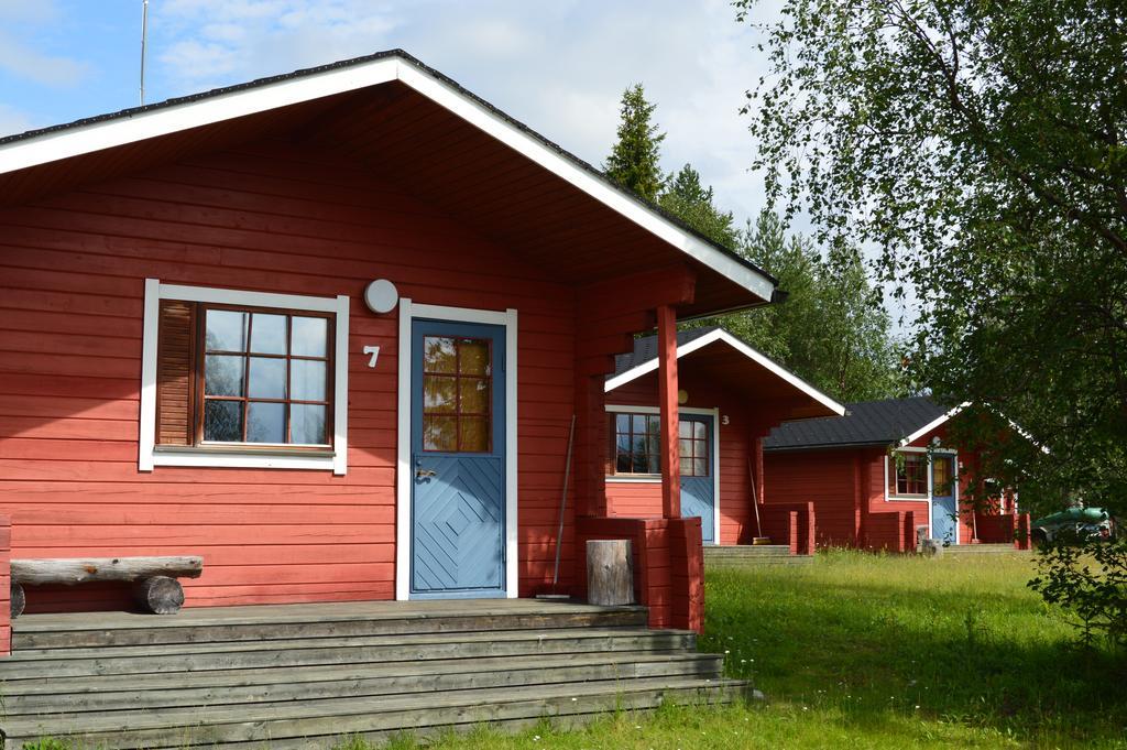 Peurasuvanto Moekit & Camping Extérieur photo